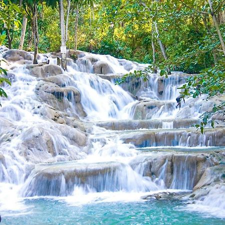 The Roseville Ocho Rios Zewnętrze zdjęcie