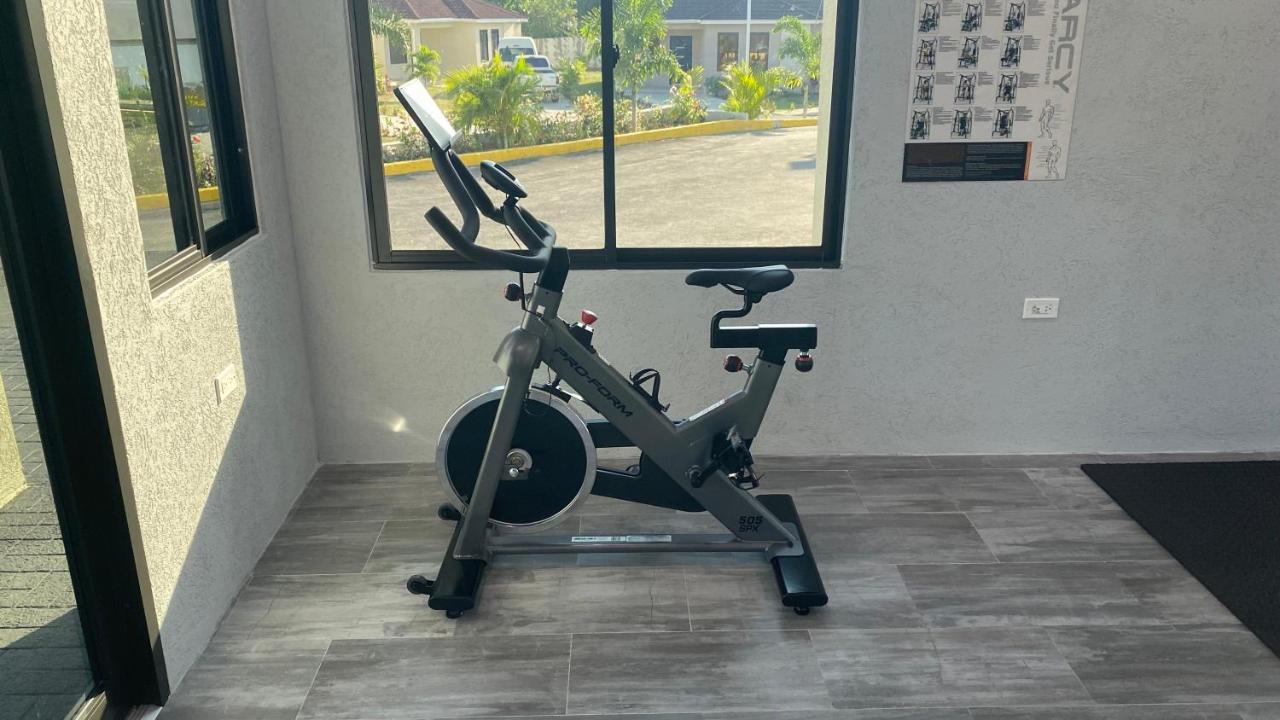The Roseville Ocho Rios Zewnętrze zdjęcie